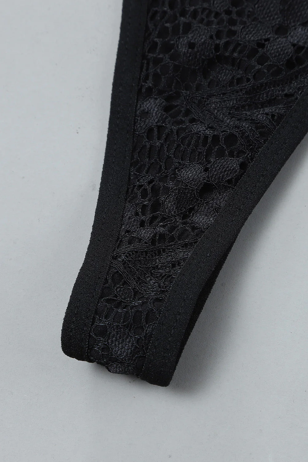 2Pcs Lace Strappy Bralette Set - Image 10