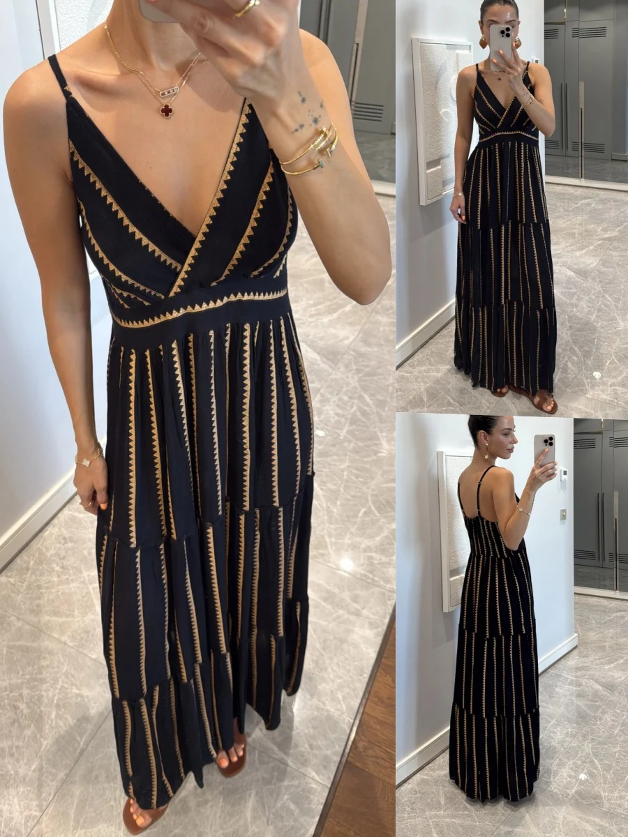 A Printed V-Neck Pleated Large Hem Dress - Image 4