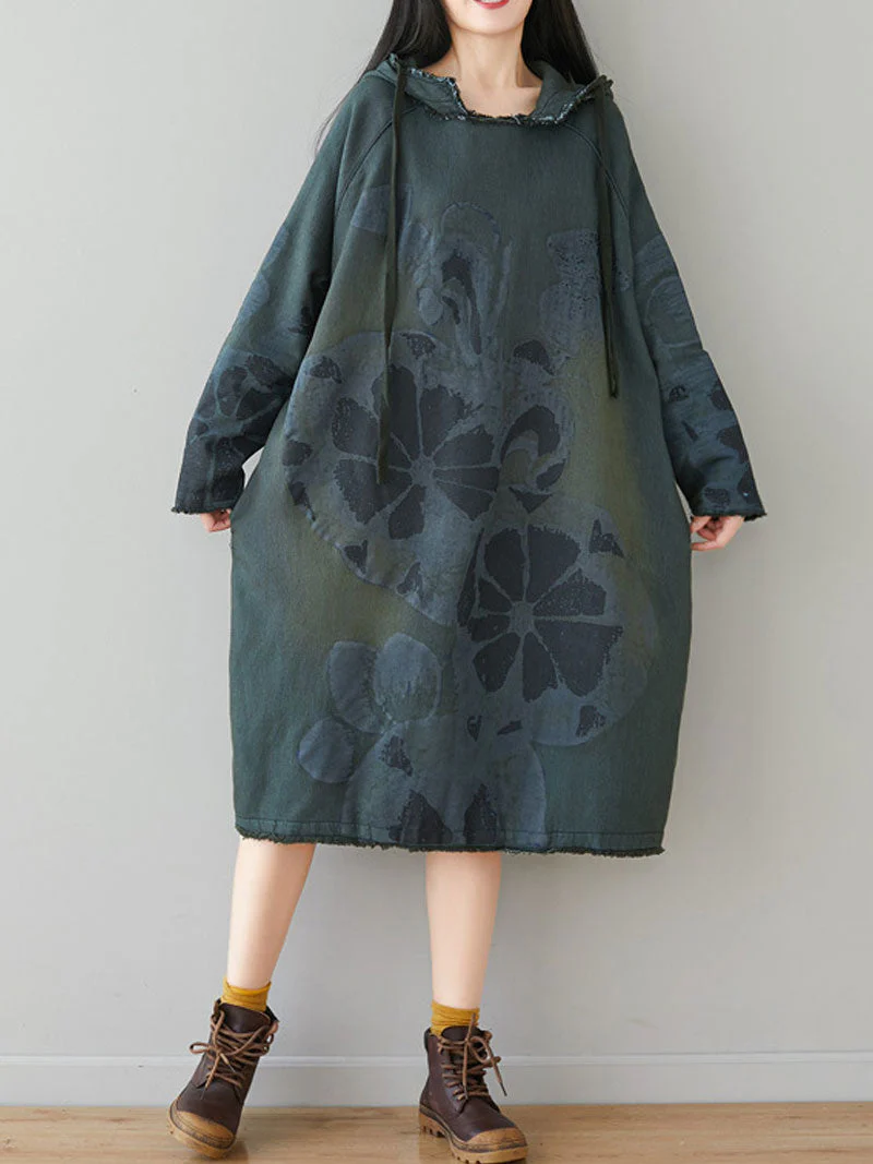 An Old Fellow Hooded Dress - Image 3