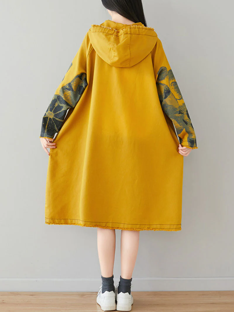 An Old Fellow Hooded Dress - Image 5