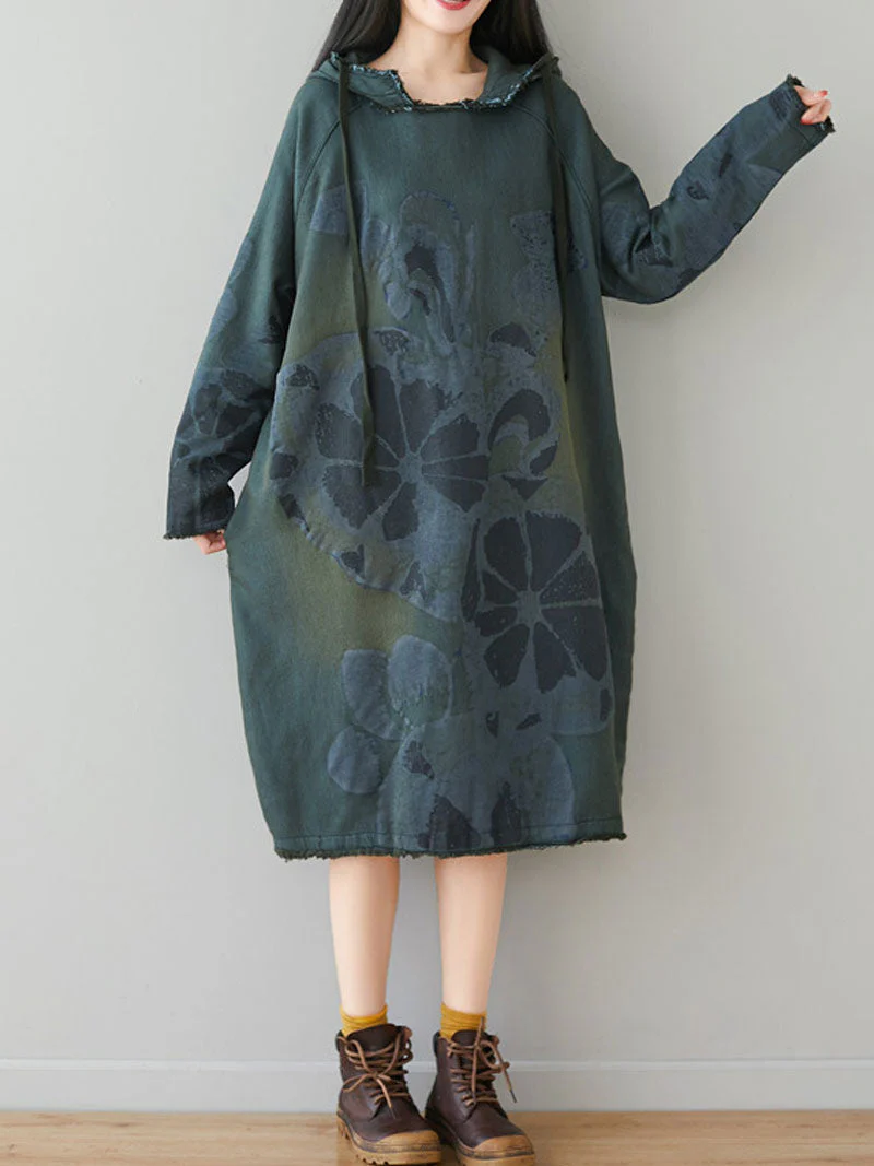 An Old Fellow Hooded Dress - Image 9