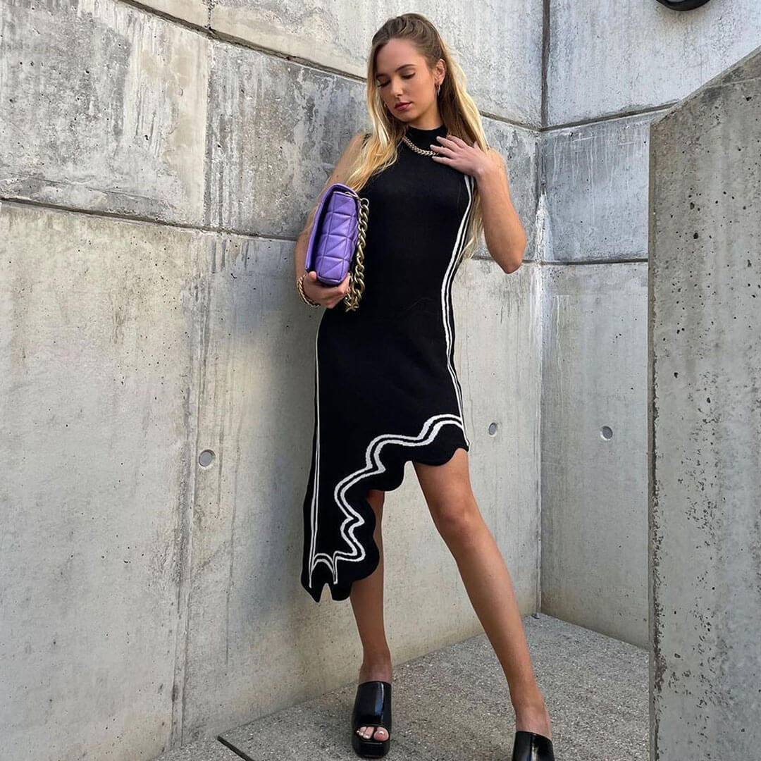 Asymmetrical Contrast High Neck Sleeveless Sweater Midi Dress - Black - Image 4