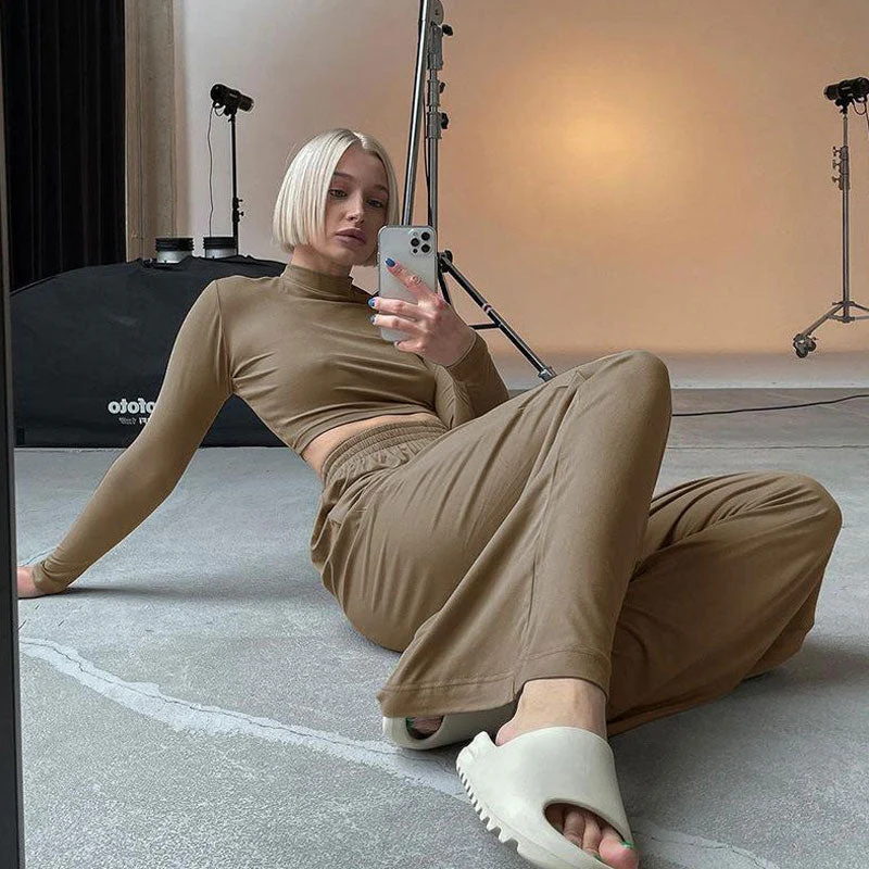 Athleisure Solid Long Sleeve Crop Top Wide Leg Pants Matching Set - Khaki - Image 3