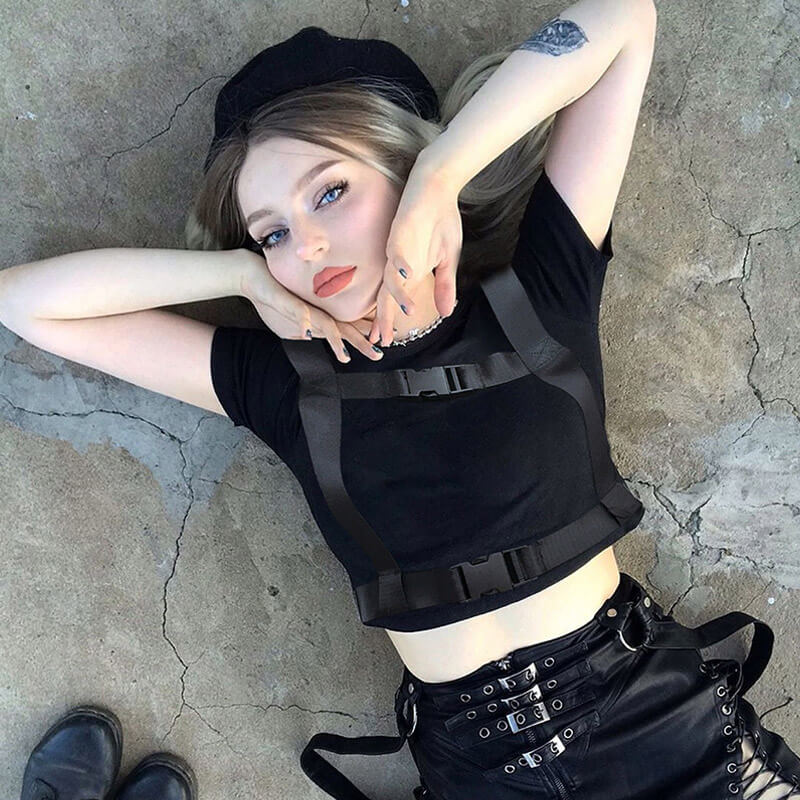 Biker Mock Neck Short Sleeve Pressed Buckle Pullover Cropped Top - Black - Image 2