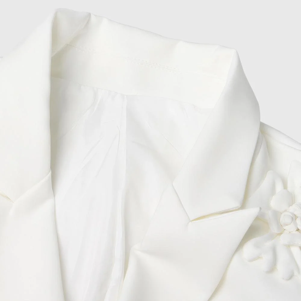 WHITE Blazer with Flowers - Image 4