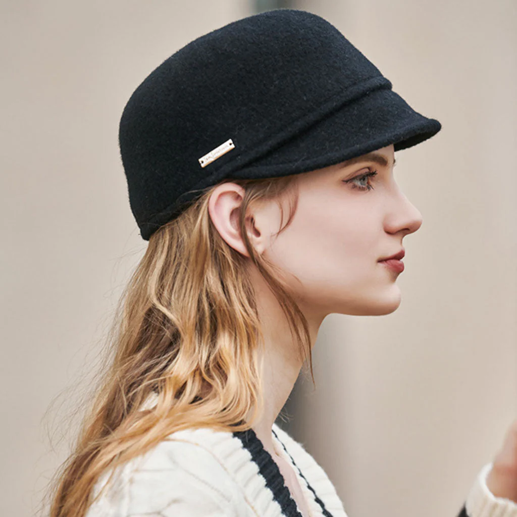 British Style Metallic Accent Pure Color Wool Blend Felt Cap - Image 2