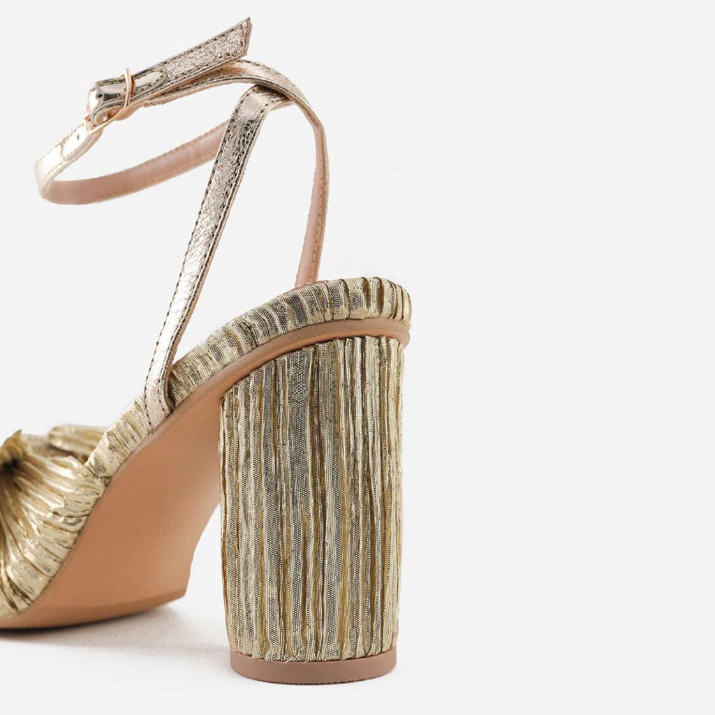 Butterfly Bow Trim Block Heel Peep Toe Pleated Sandals - Gold - Image 4