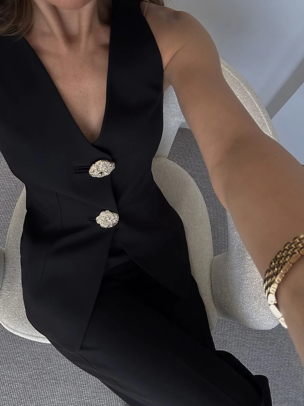 Button Split Sleeveless Pants Set - Image 9