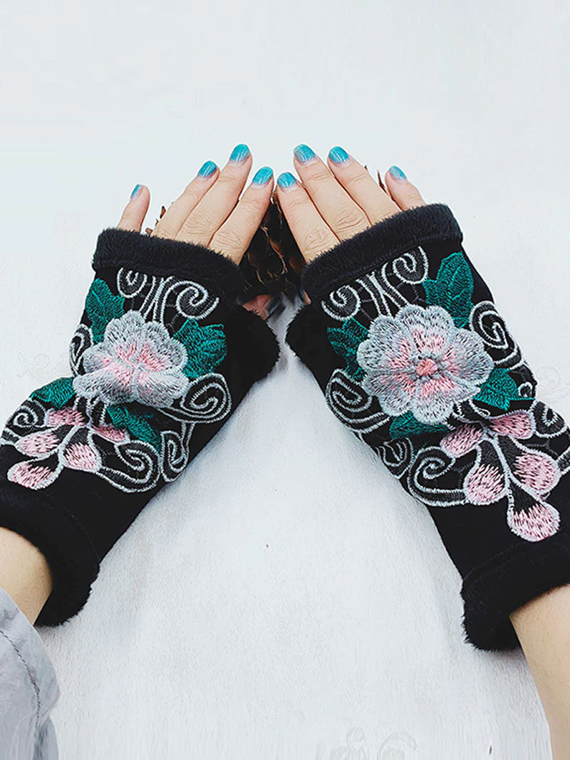 By your sIde Glove - Image 2