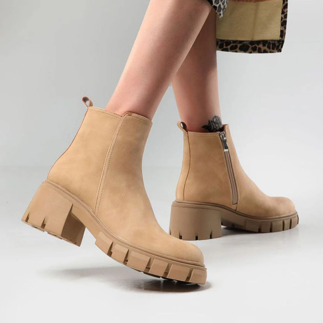 Chelsea Style Faux Leather Lug Sole Block Heel Ankle Boots - Khaki - Image 3