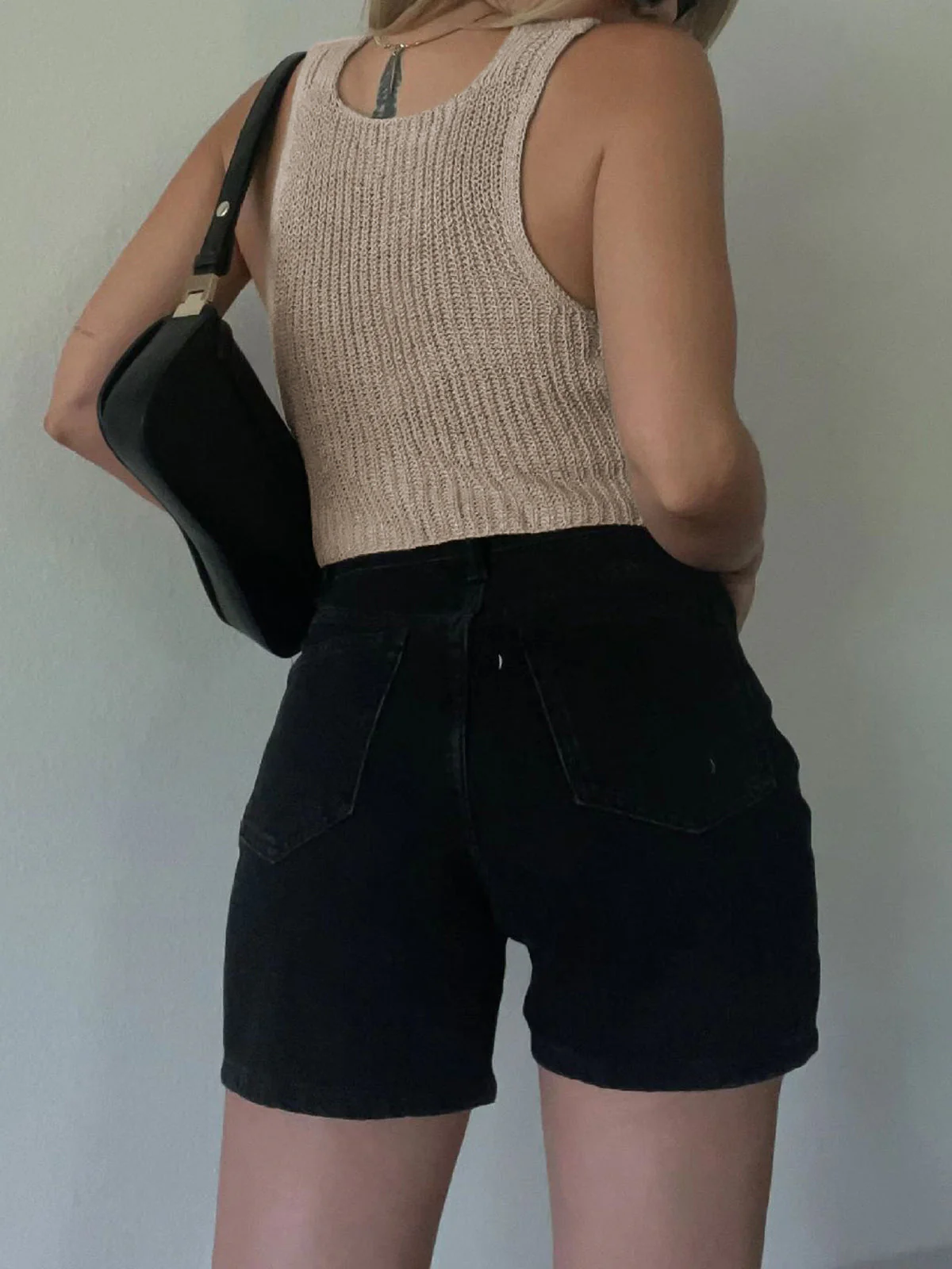 Classic Hook-and-Eye Knit Vest - Image 3