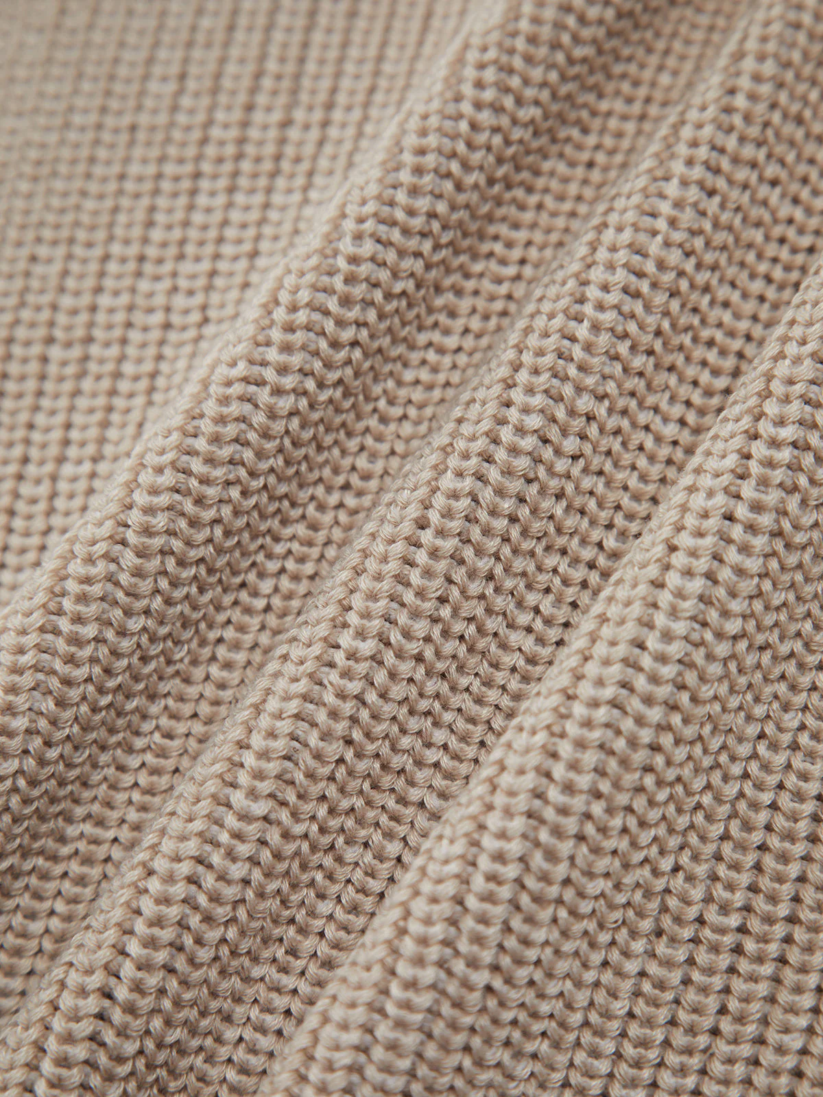 Classic Hook-and-Eye Knit Vest - Image 7