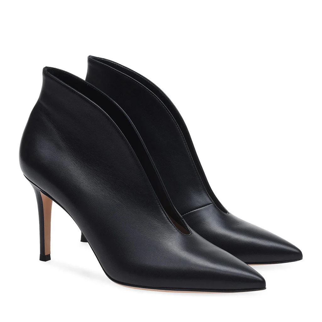 Classy Pointed Toe Stiletto Faux Leather Vamp Ankle Boots - Black - Image 3