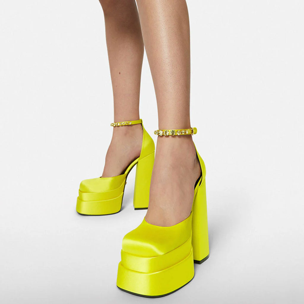 Classy Satin Square Toe Ankle Strap Chunky Heel Platform Sandals - YelLow - Image 3