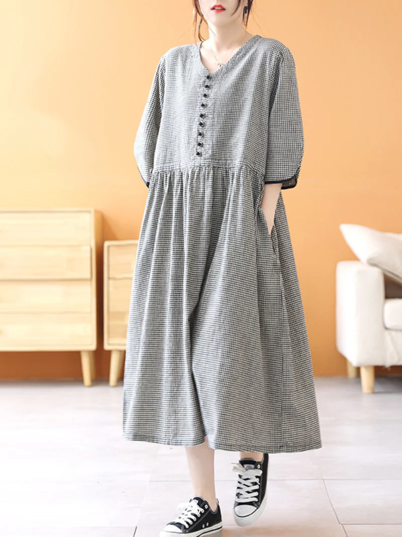 Close To My Heart V-neck Short Sleeves A-line Dress - Image 4