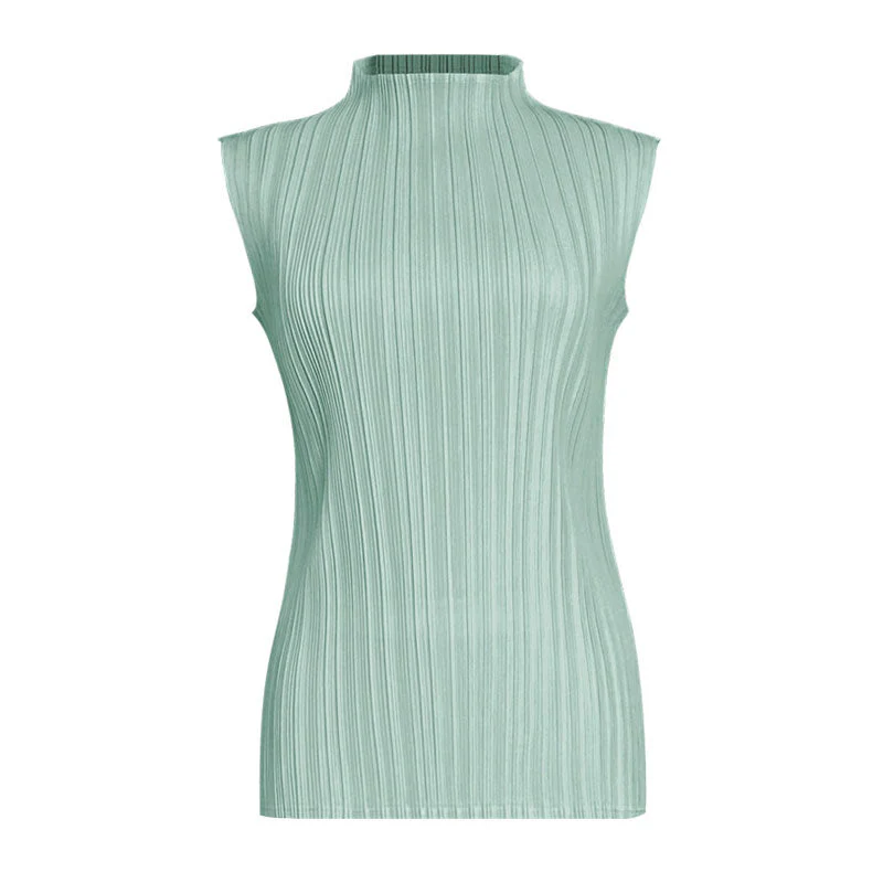 Comfy Solid Color Mock Neck Slim Fit Pleated Sleeveless Top - Image 6