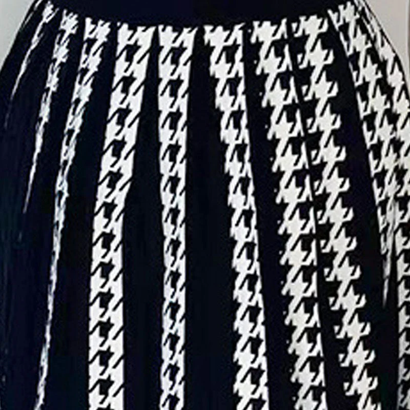 Contrast Buttoned Houndstooth Print Sleeveless Fit and Flare Mini Pleated Sweater Dress - Image 4