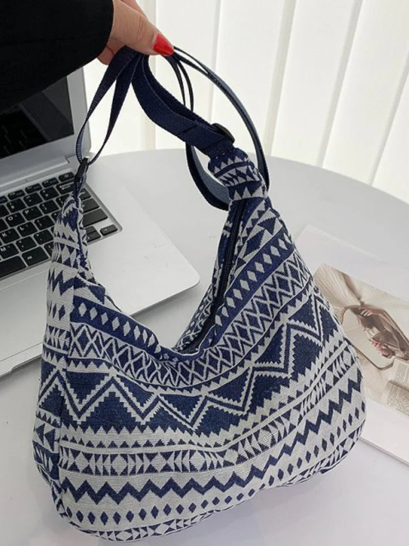 Cool & Stylish  Large Size Shoulder Bag - Image 5