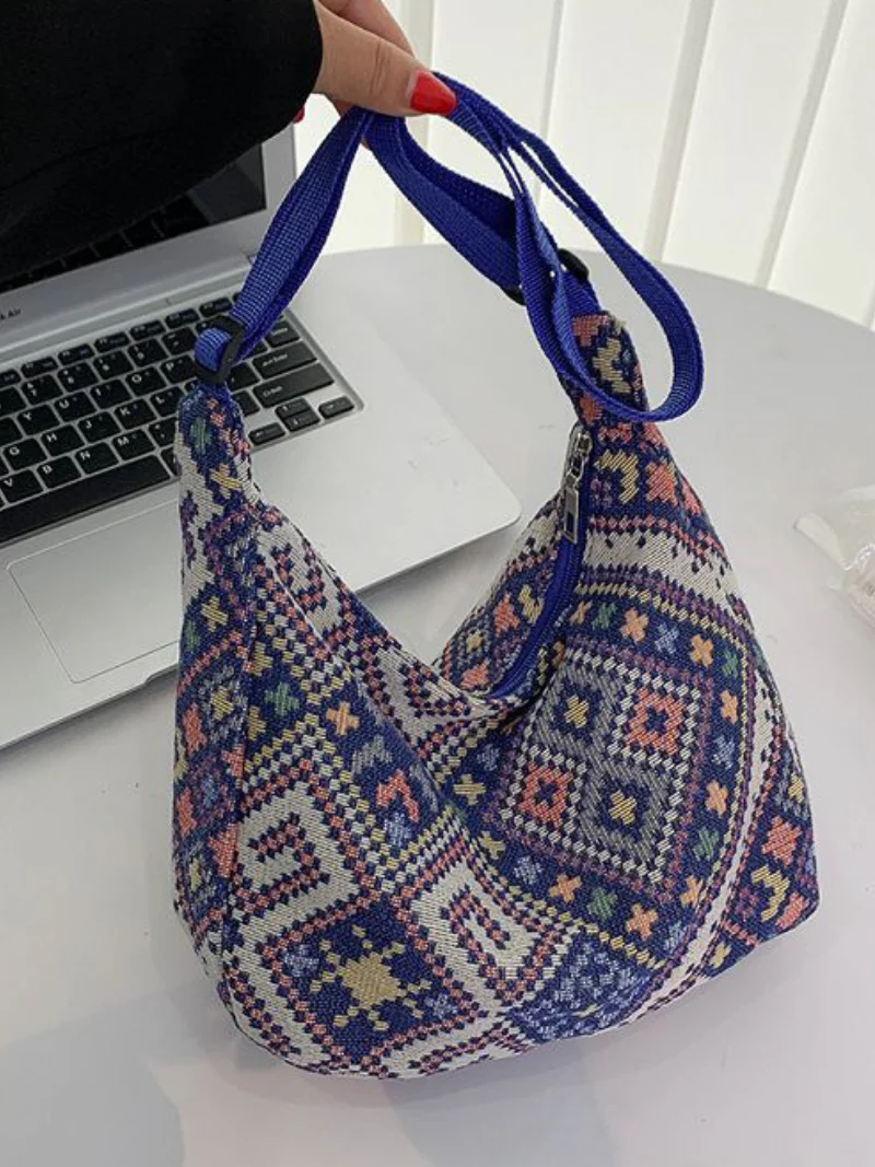 Cool & Stylish  Large Size Shoulder Bag - Image 8