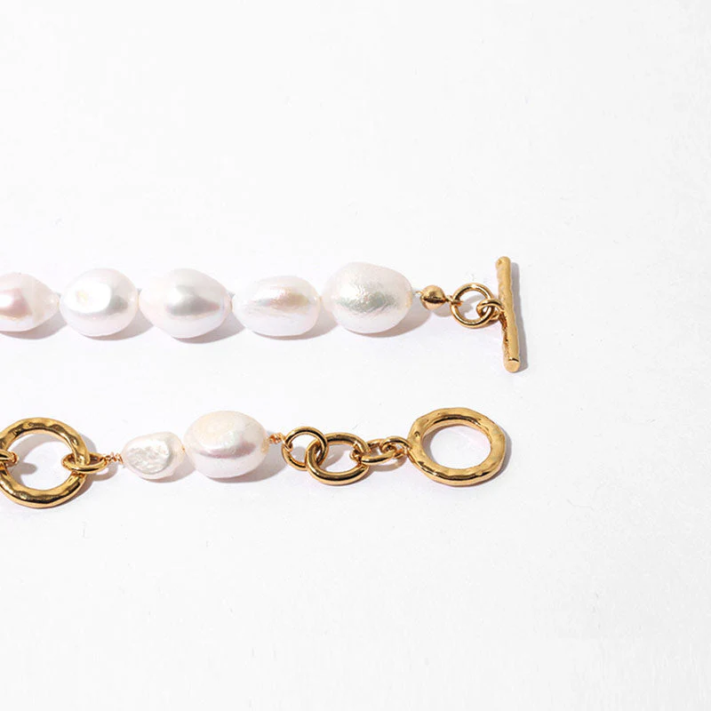 Luxury Chain Link Simulated Pearl Choker NeckLace - White - Image 4