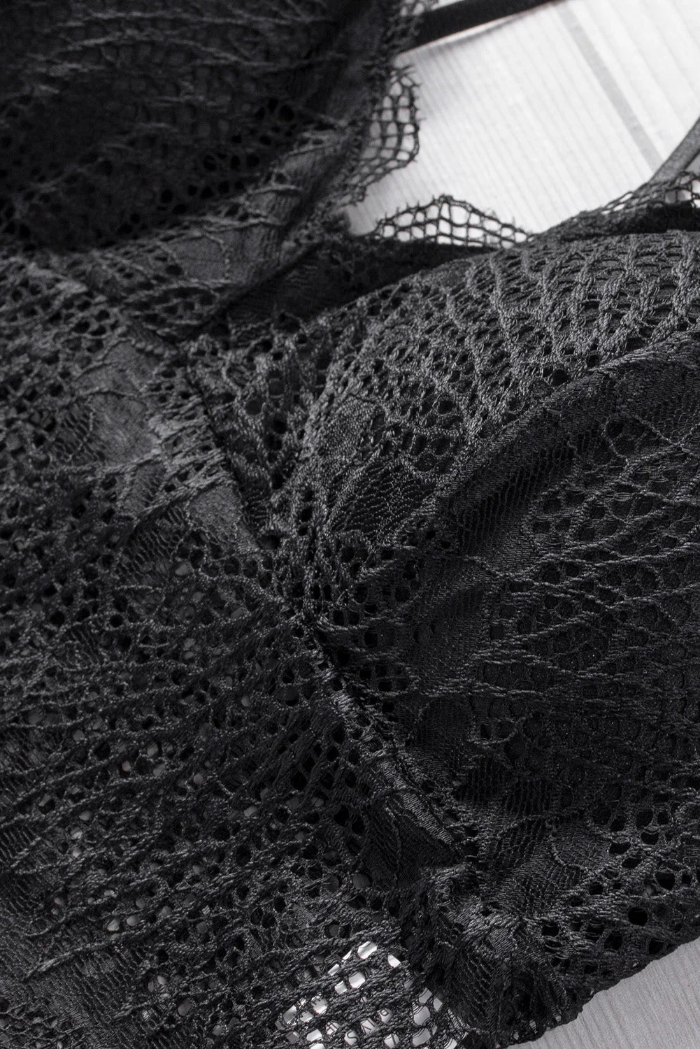 Criss Cross Spaghetti Strap Lace Bralette - Image 23