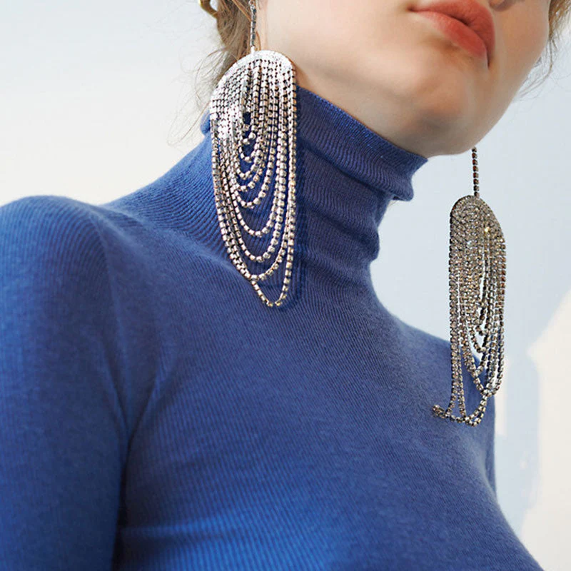 Dangling Multi Layer Rhinestone Tassel Chandelier Earrings - Silver - Image 4