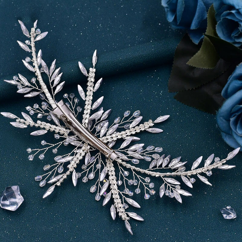 Dazzling Leaf Trim Crystal Rhinestone Embellished Hair Clip - Silver - Image 4