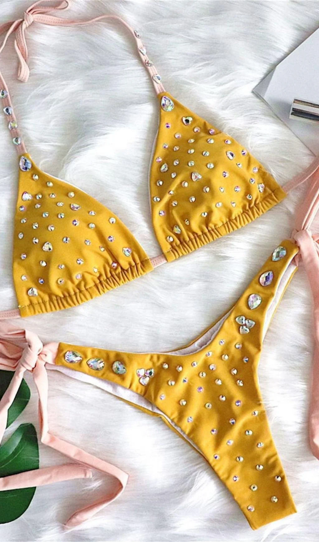 Yellow Diamond Bikini - Image 2