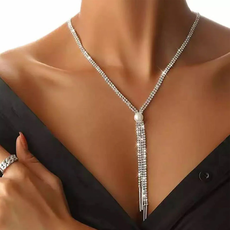Elegant Pearl Detail Rhinestone Embellished Tassel Lariat NeckLace - Silver - Image 3