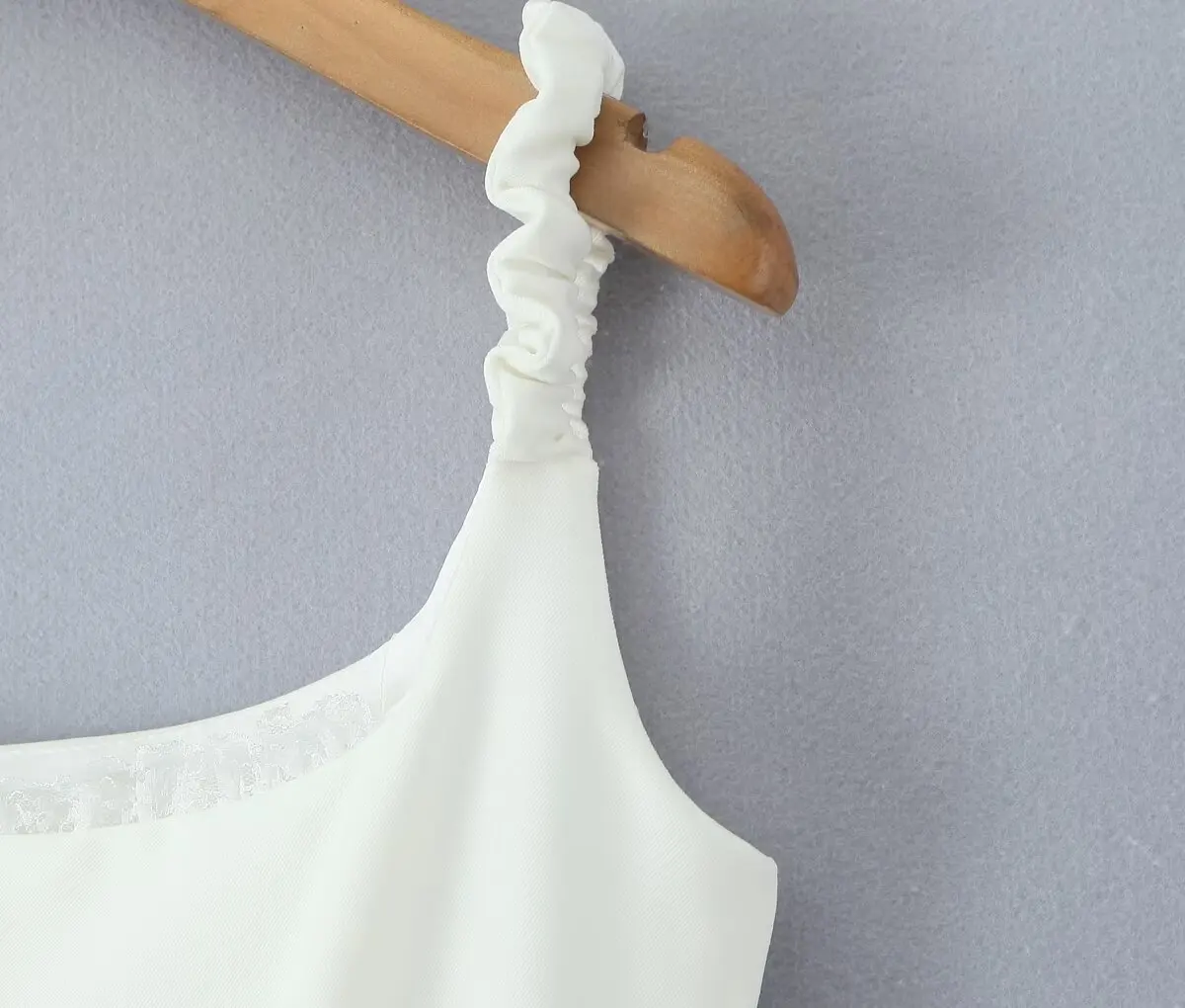 Este Dress - Image 4