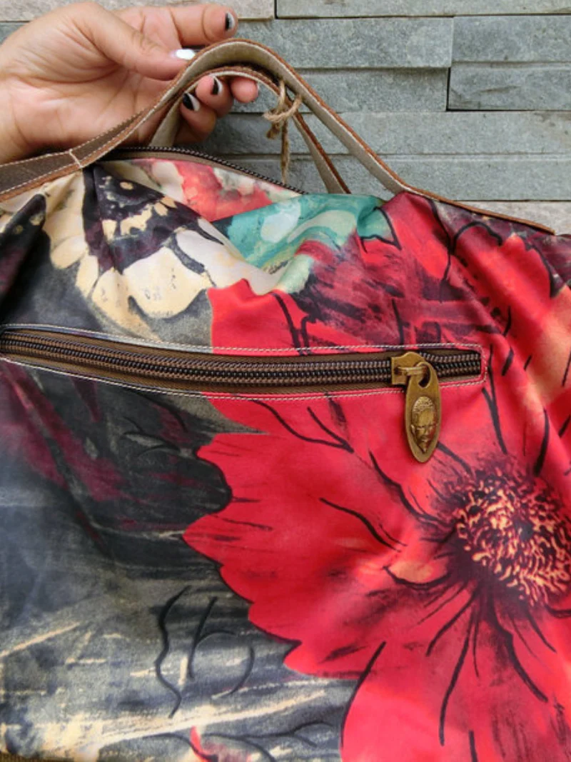 Everybody Loves Beautiful Shoulder Bags - Image 5