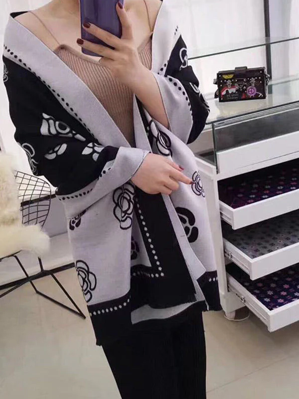 Floral Stamp Wool Scarf - Image 2