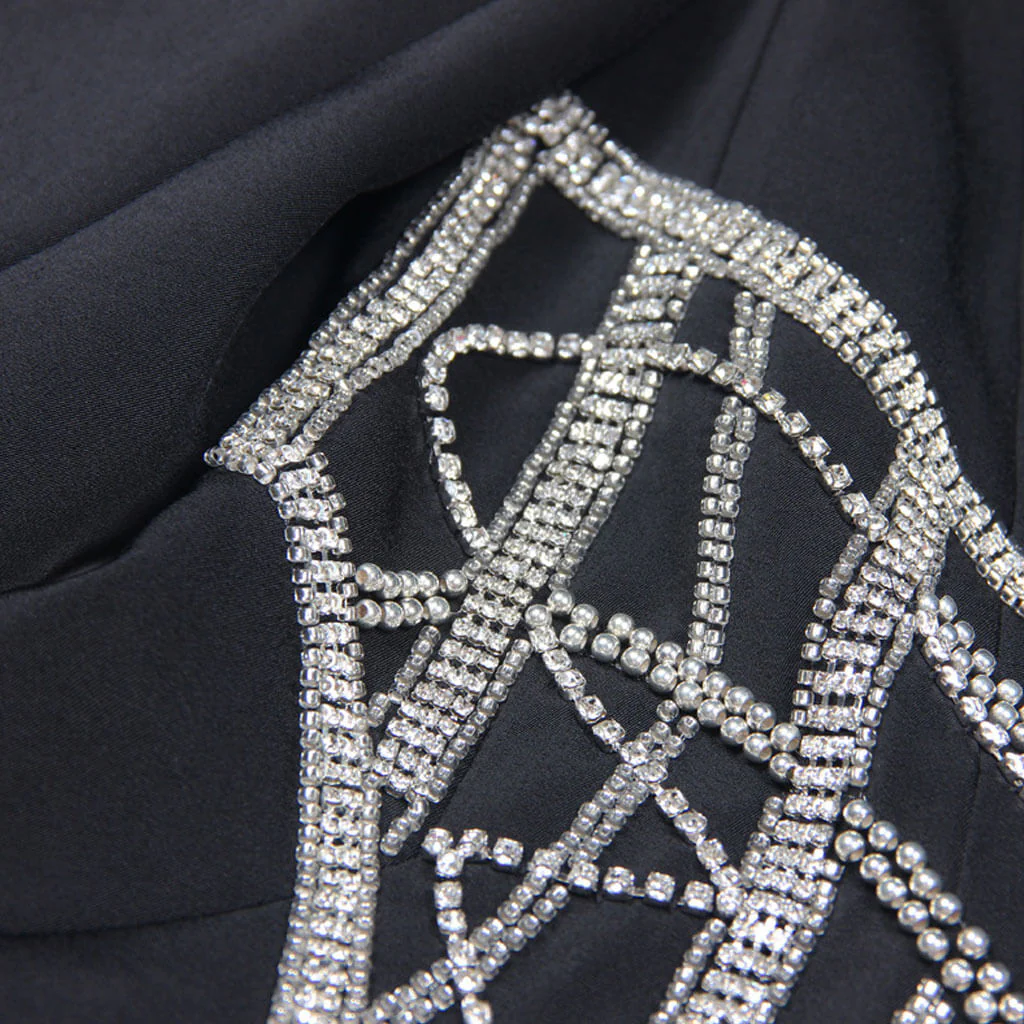 Glittered Crystal Corset Trim Peak Lapel Long Sleeve One Button Tailored Blazer - Image 4