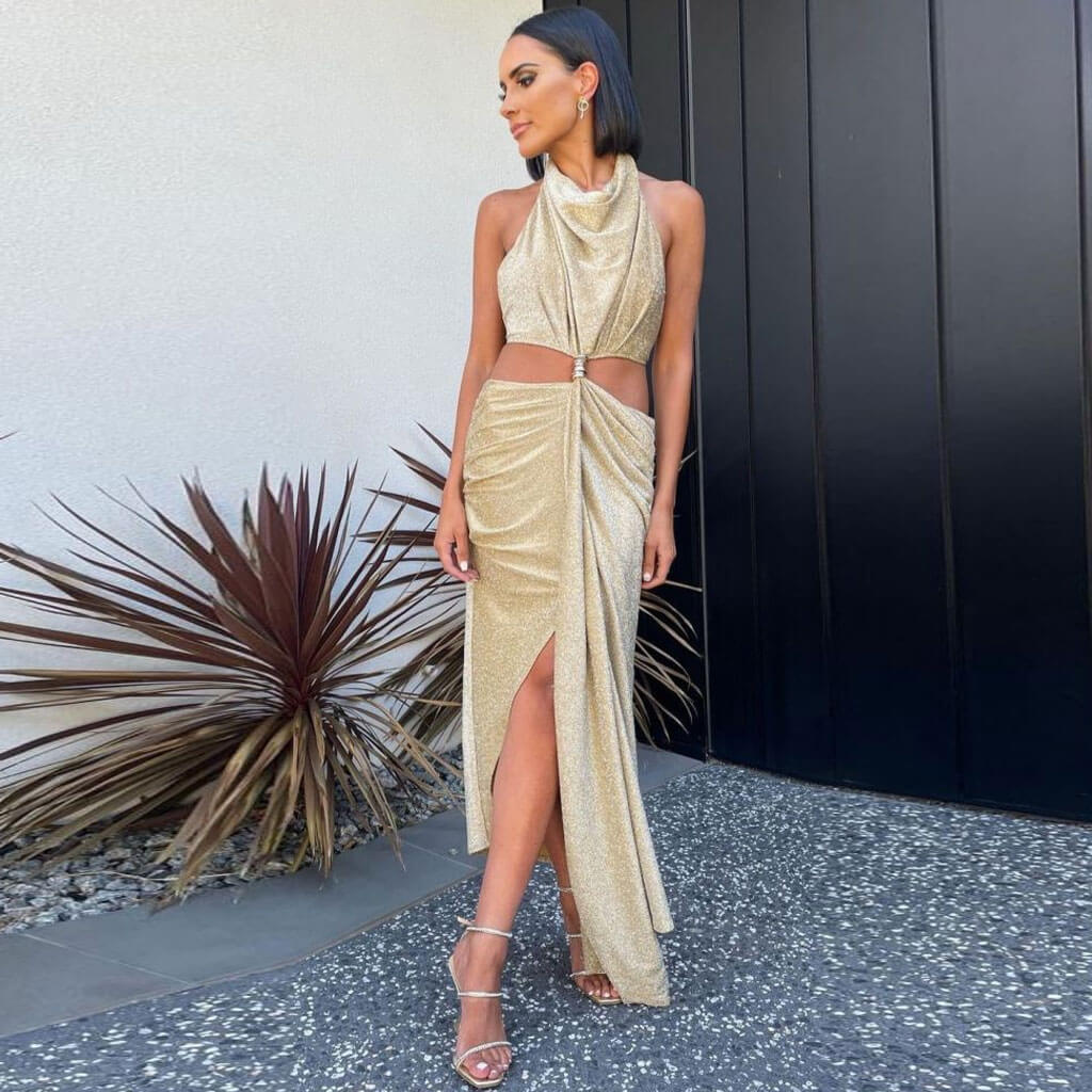 Glittering Draped Halter Metallic Chain CutOut Backless Midi Dress - Gold - Image 2