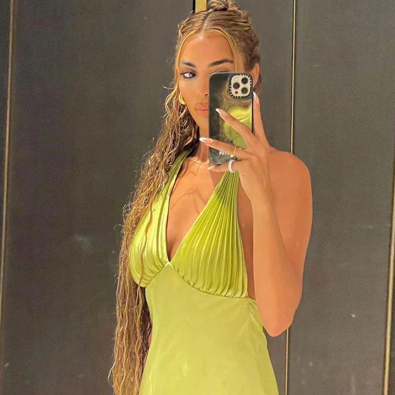 Glossy Backless Pleated Halter V Neck Cocktail Midi Dress - Green - Image 3