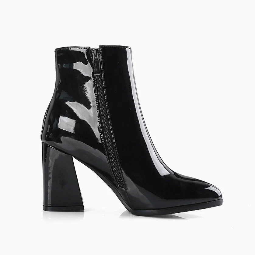 Glossy Effect Pointed Toe Chunky Heel Ankle Boots - Black - Image 2