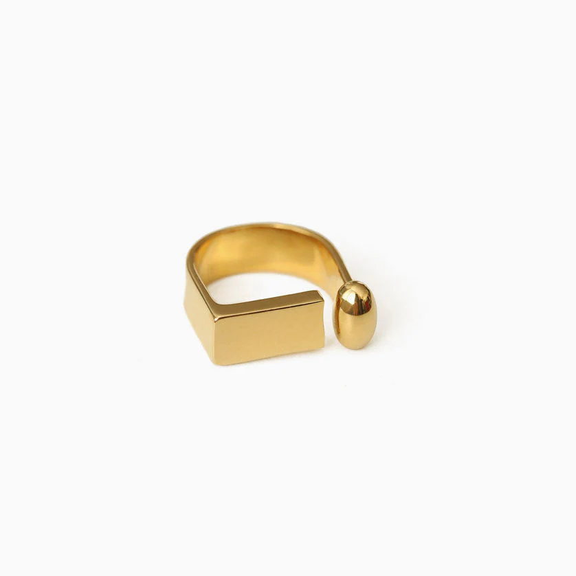 Gold Tone Plated Letter Shaped D-Ring - Gold - Image 2