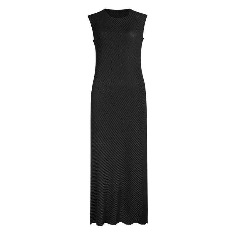 Graceful Round Neck Sleeveless Scale Effect Pleated Shift Midi Dress - Image 3