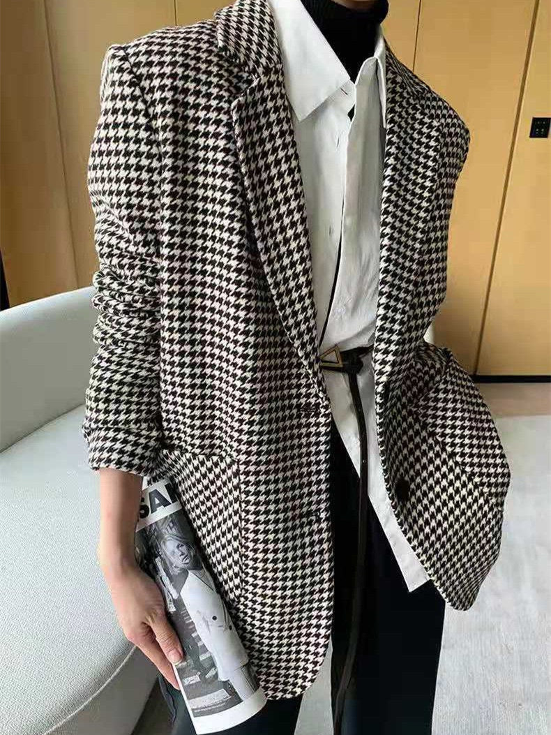 Houndstooth Split Blazer With Belt - Image 6