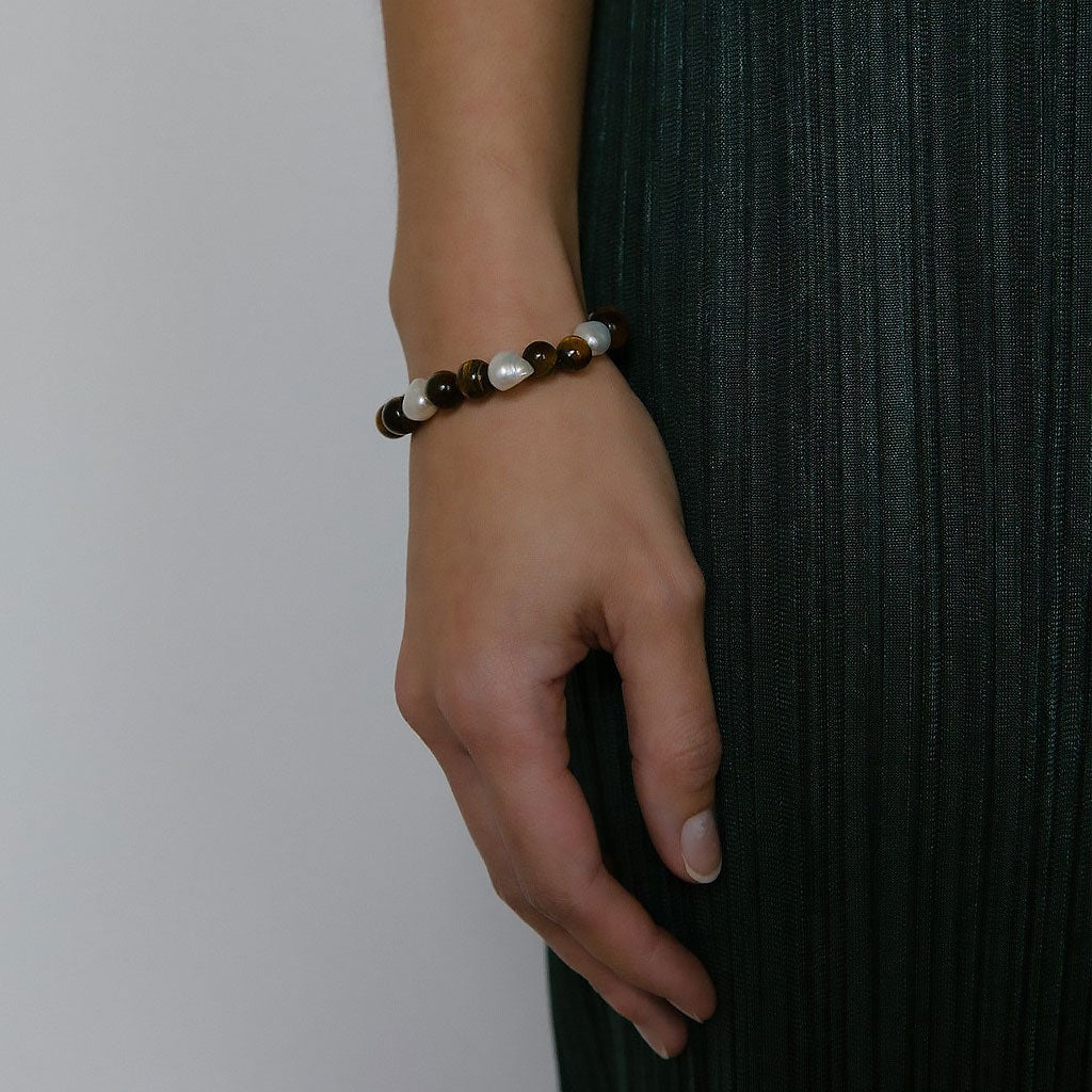 It Is Baroque Freshwater Pearl Beaded Tigers Eye Elastic Bracelet - Image 3