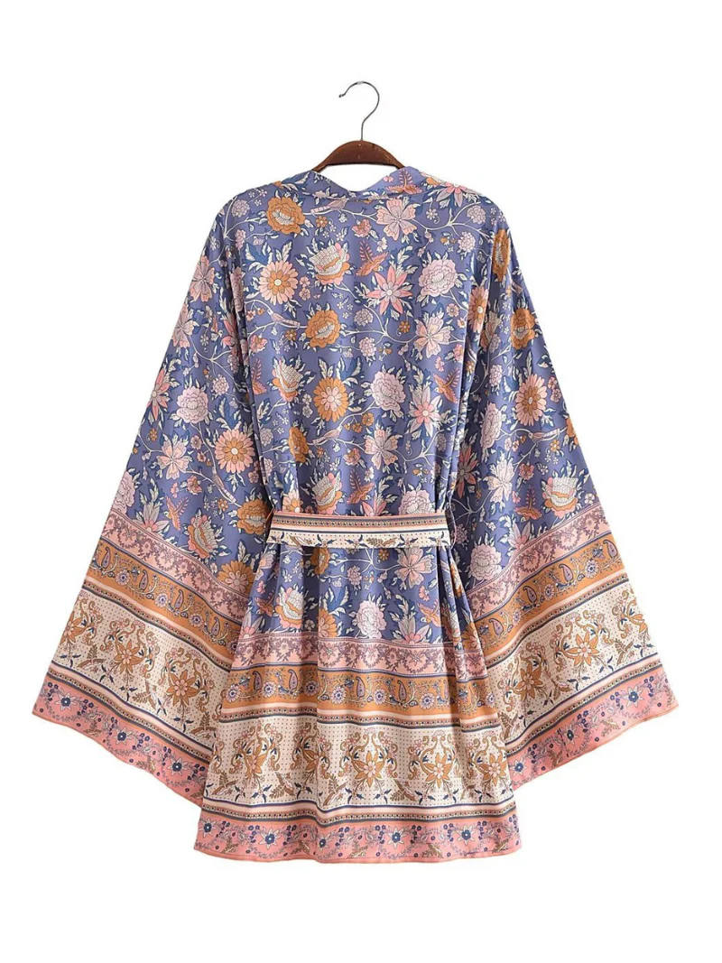 Just My Type Cotton Floral Short Kimono Jacket - Image 3