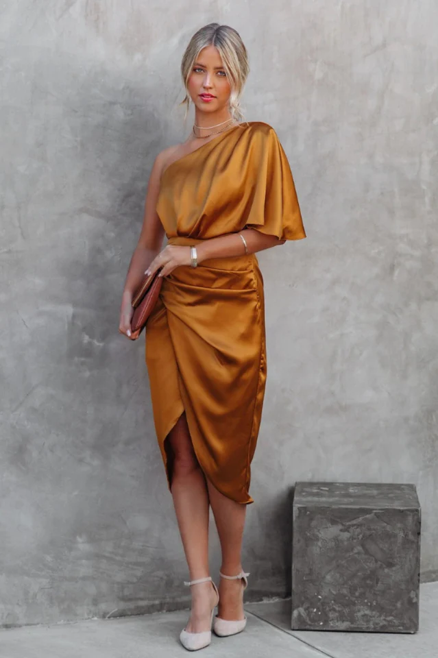 Kelly Satin Irregular Evening Dress - Image 6