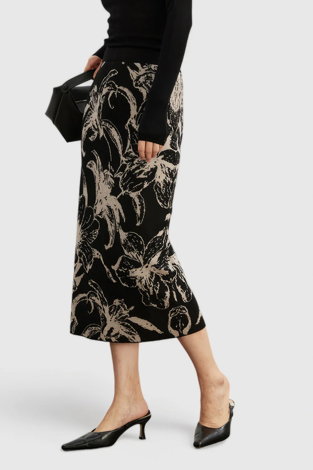 Knitted Patterned Midi Skirt - Black - Image 2