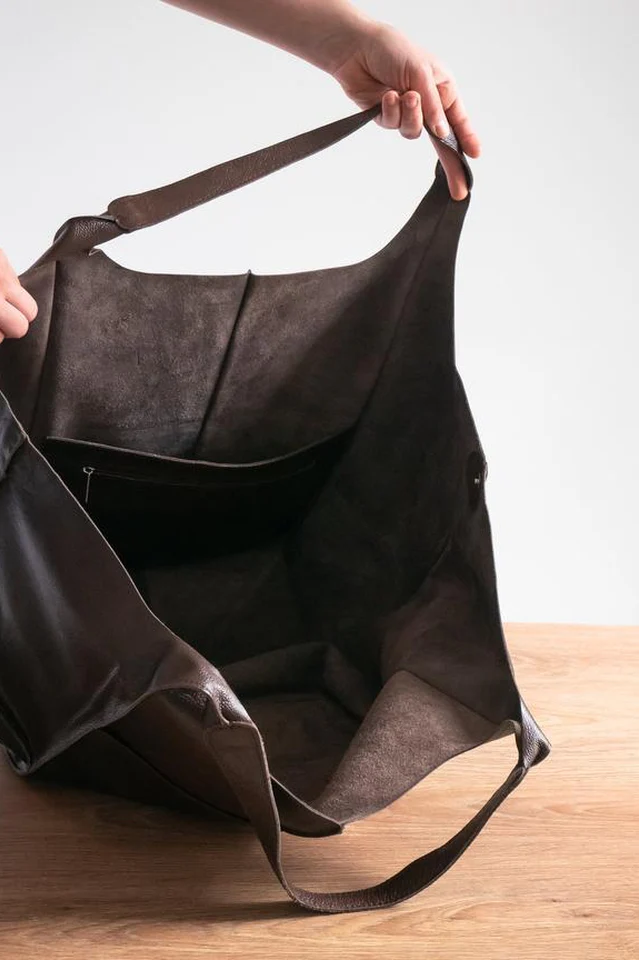 Large Leather Shopping Bag - Image 11