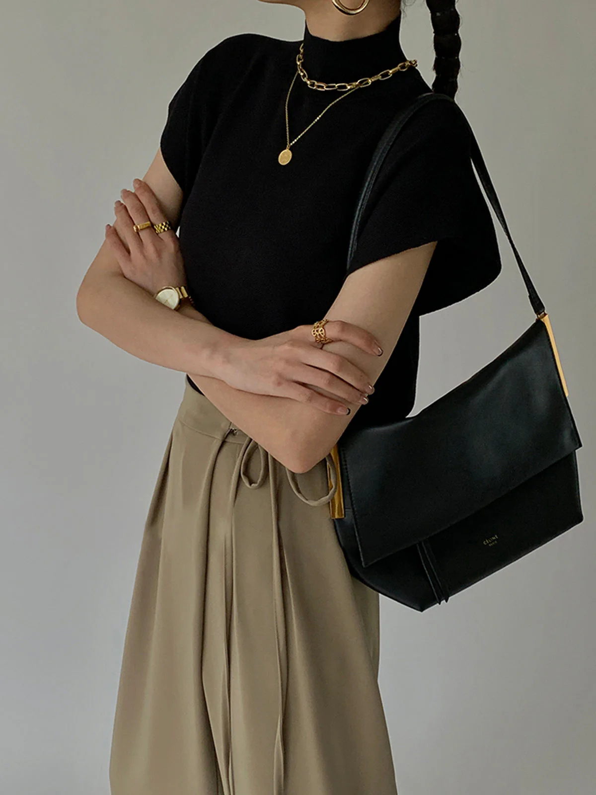 Leisurely Solid Pullover Sweater Vest - Image 2