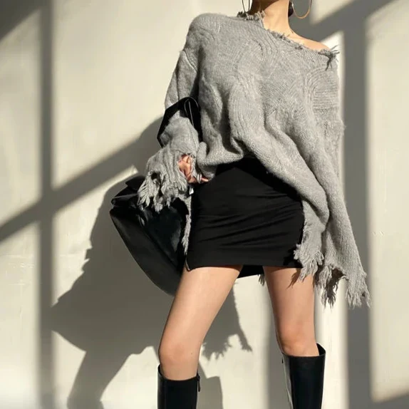 Long KNITTED PULLOVER with RIPPING - Grey - Image 3
