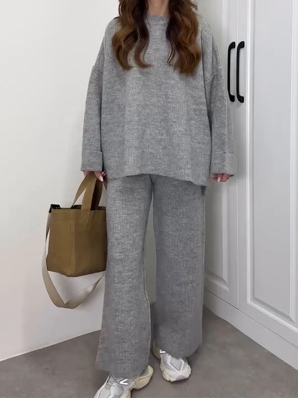 Loose-fit solid-color knitwear set - Image 2