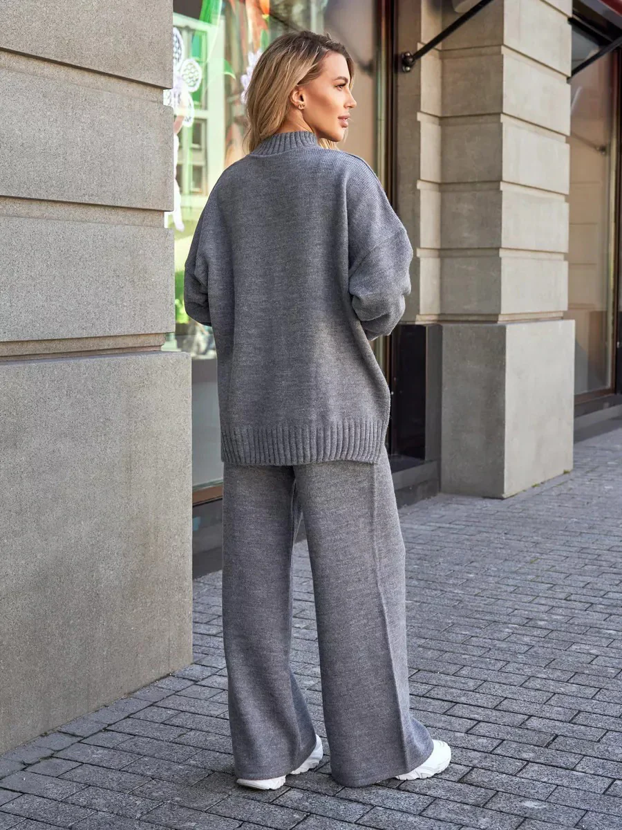 Loose-fitting long pants and knitwear set - Image 2