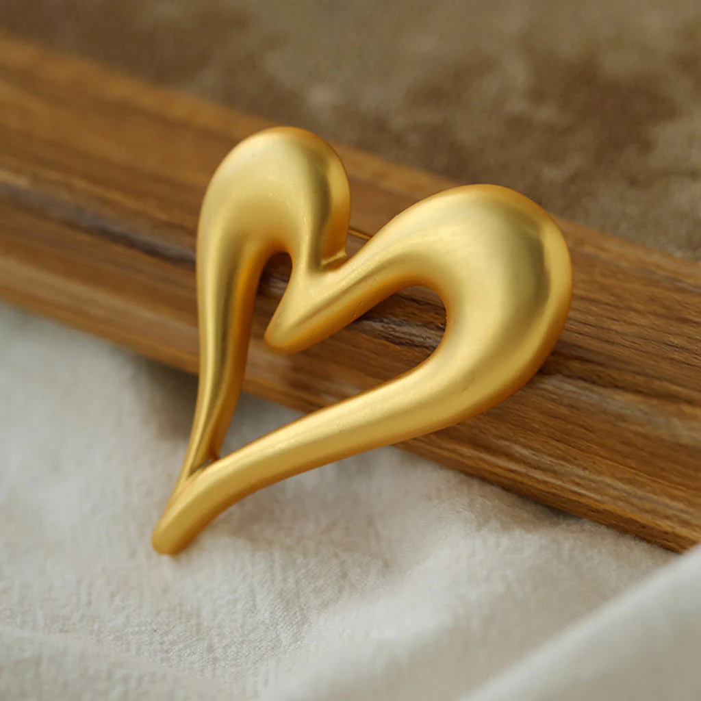 LOVE IS AROUND 18K Gold Plated Matted Puffed Open Heart Brooch - Image 3