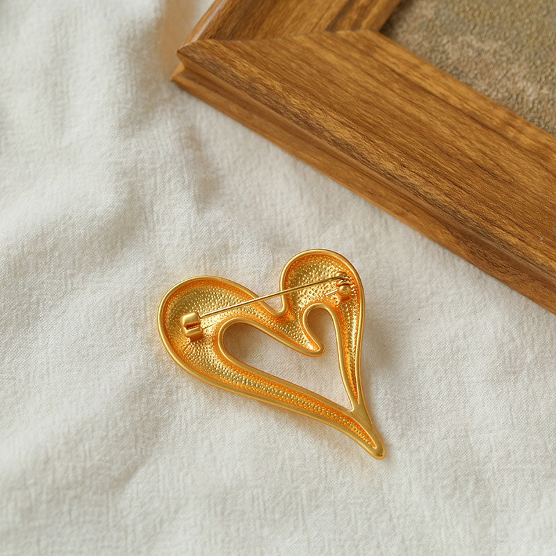 LOVE IS AROUND 18K Gold Plated Matted Puffed Open Heart Brooch - Image 4